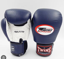 Load image into Gallery viewer, Twins Genuine Leather gloves
